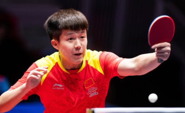 半场：吉尔吉斯斯坦1-0朝鲜，布劳兹曼建功