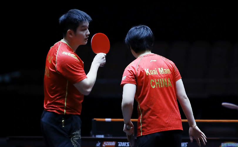 对菲里希的 对菲里希的