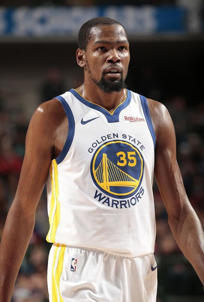 拜仁携争冠 拜仁携争冠